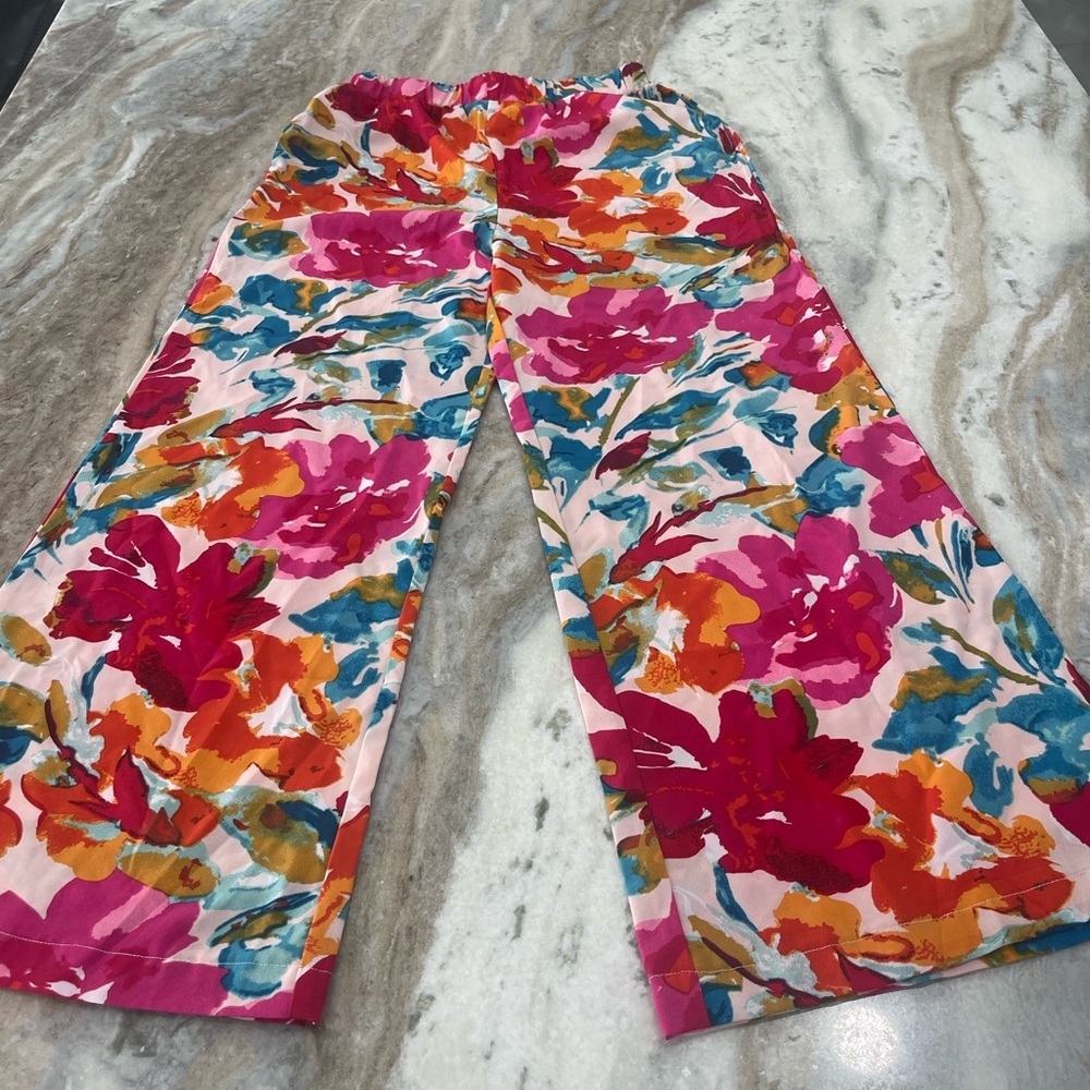 SHEIN Kids Floral Bottoms in Pink, Orange, and Blue